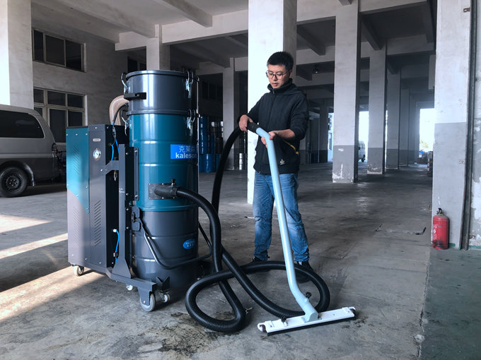 工業(yè)吸塵器有哪些分類(lèi)以及由來(lái) 工業(yè)吸塵器有哪些分類(lèi)以及由來(lái)