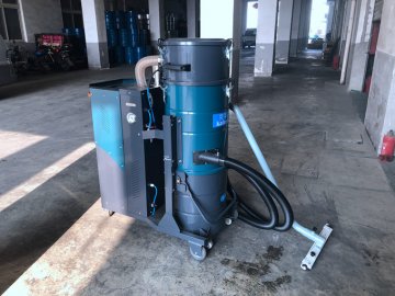 工業(yè)大型吸塵器多少錢一臺(tái)?