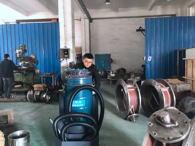 工業(yè)吸塵器的使用 工業(yè)吸塵器的使用