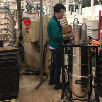 三相工業(yè)吸塵器該如何保養(yǎng)