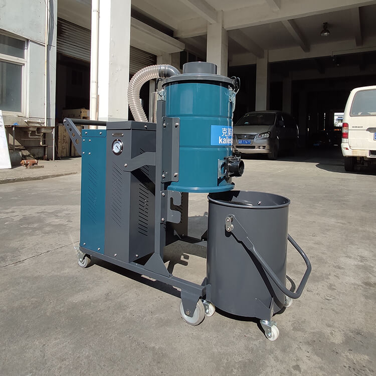 工廠用吸塵器選擇前需要考慮什么