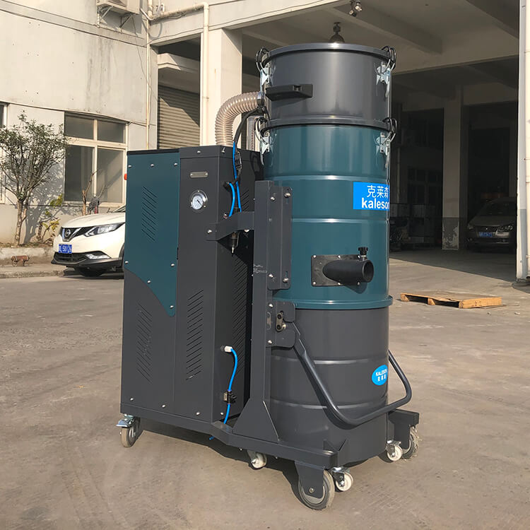 大型工廠用工業(yè)吸塵器 大型工廠用工業(yè)吸塵器