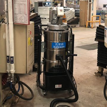 工業(yè)吸塵設(shè)備工作一段時(shí)間后就會(huì)發(fā)熱發(fā)燙咋辦?