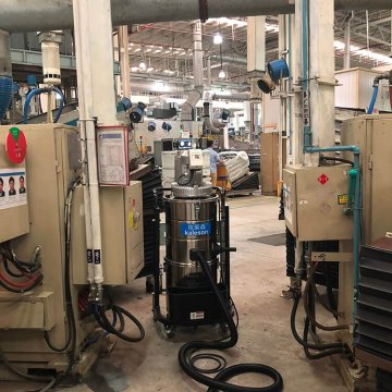 工業(yè)吸塵器在使用的過程中吸力很小怎么辦